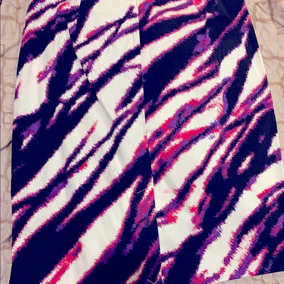 Eye-Catching Multicolored Skirt!! - Picture 2 of 2